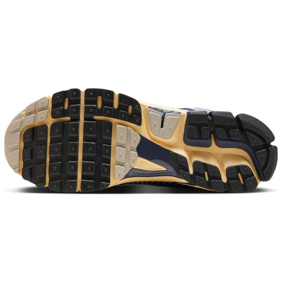 Nike Zoom Vomero 5